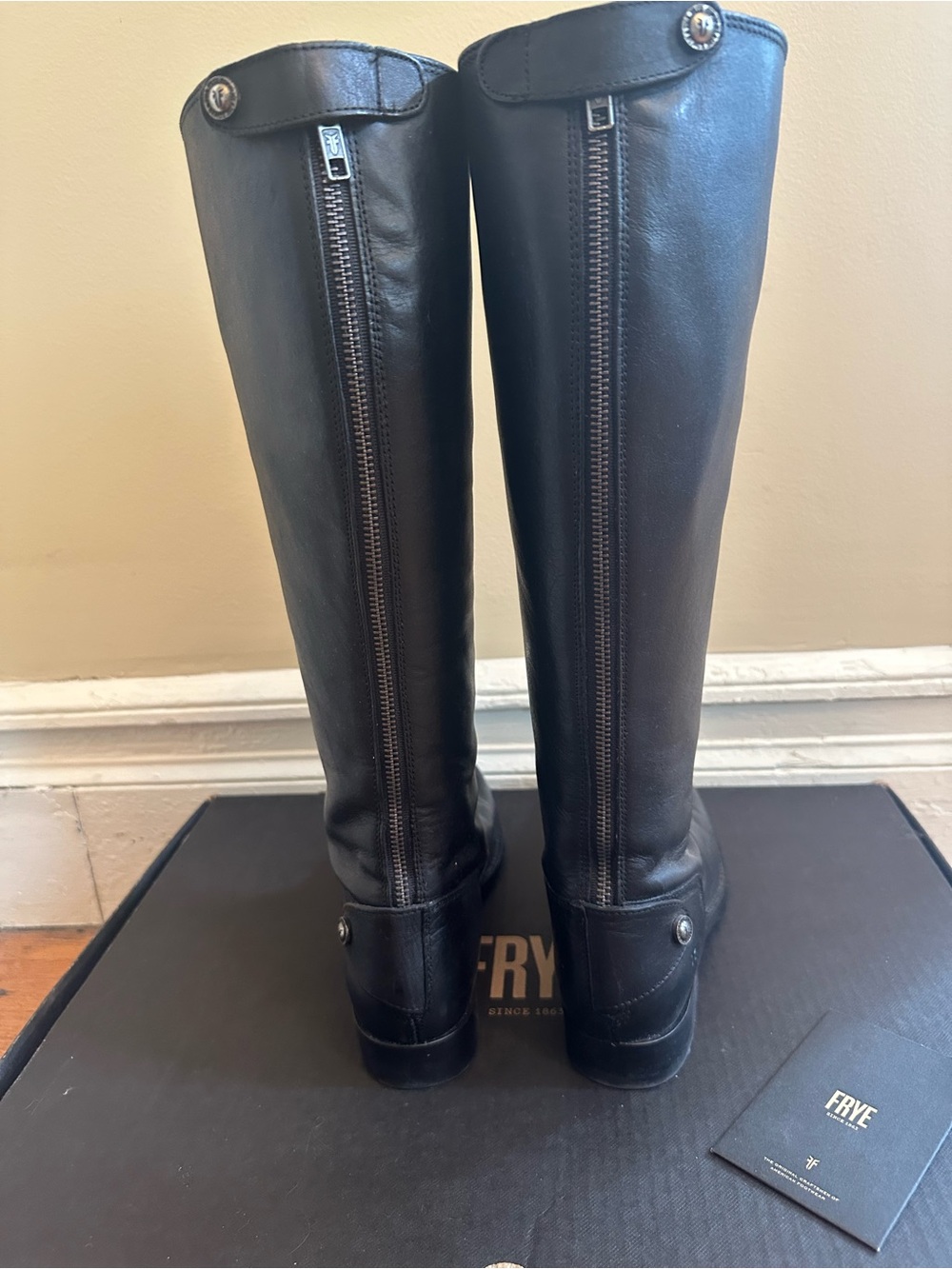 Frye Melissa Button Back Zip Black Leather Riding Boots Sz 8 Classic Tall Equest - Picture 8 of 14